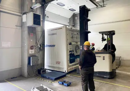 Arctic Ultrafreezer Cold Storage - Ultra Low Temperatures - Refrigerated Containers for Hire