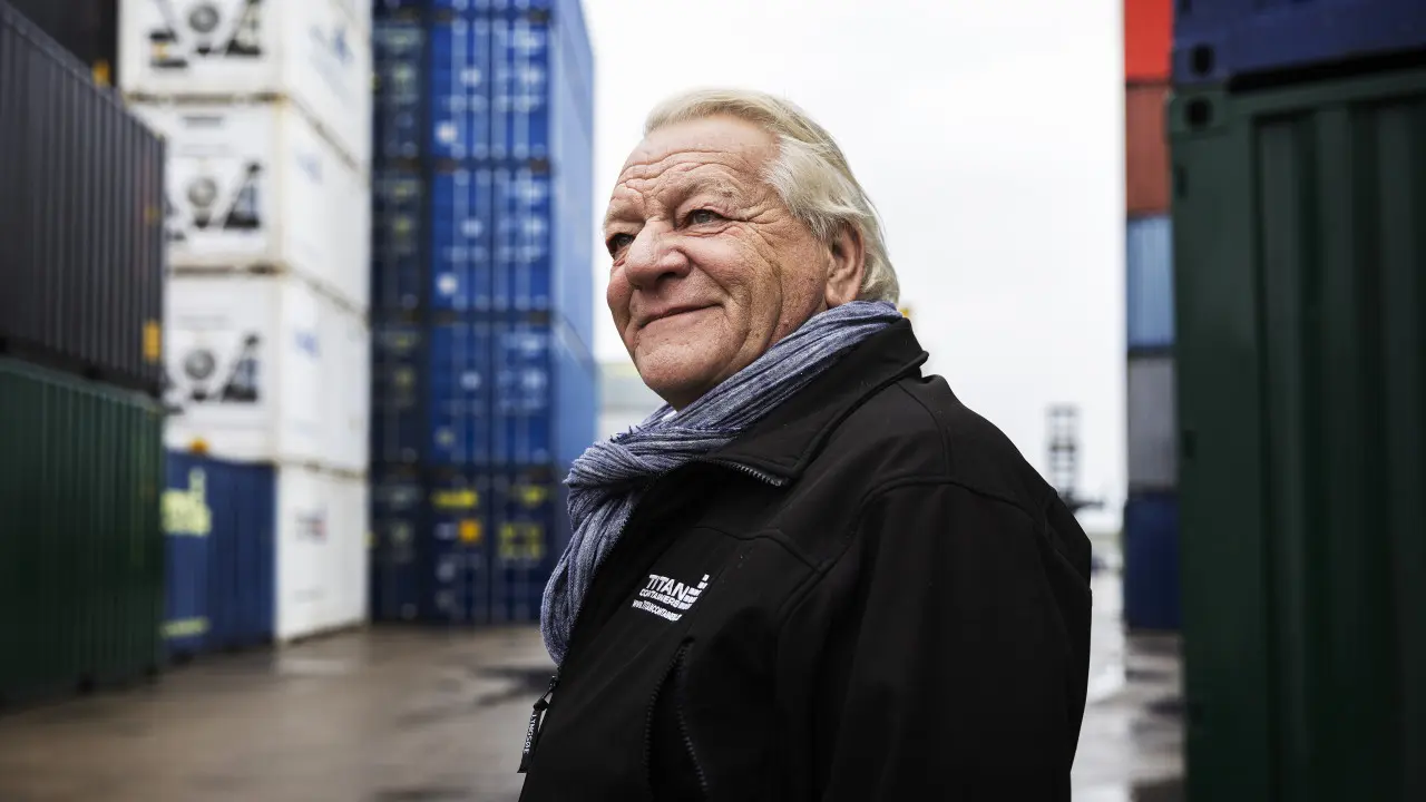 Titan Leyland 06 beskåret